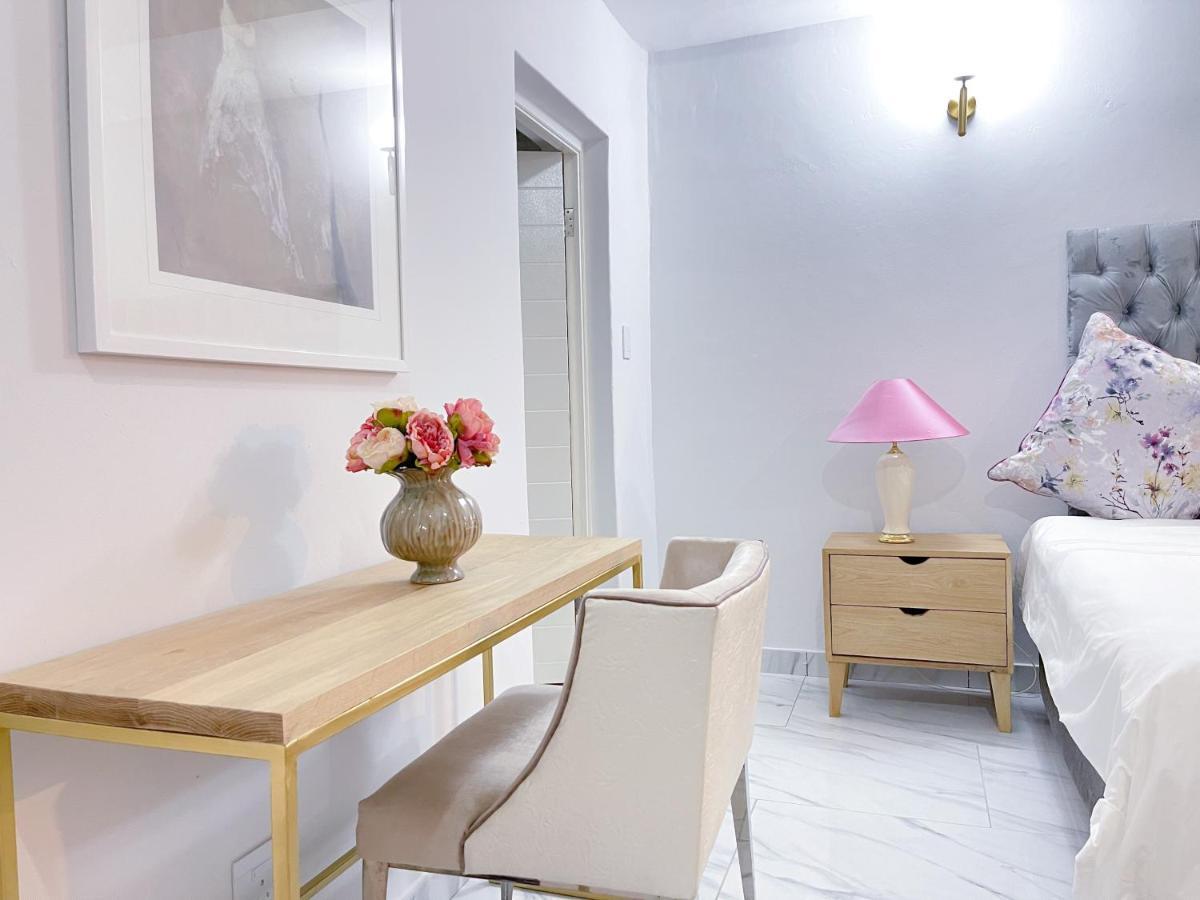 Amoris Guest House-Randburg 요하네스버그 외부 사진