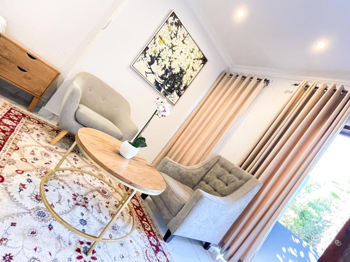 Amoris Guest House-Randburg 요하네스버그 외부 사진